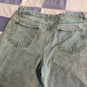 Stylish Light Blue Boyfriend Jeans